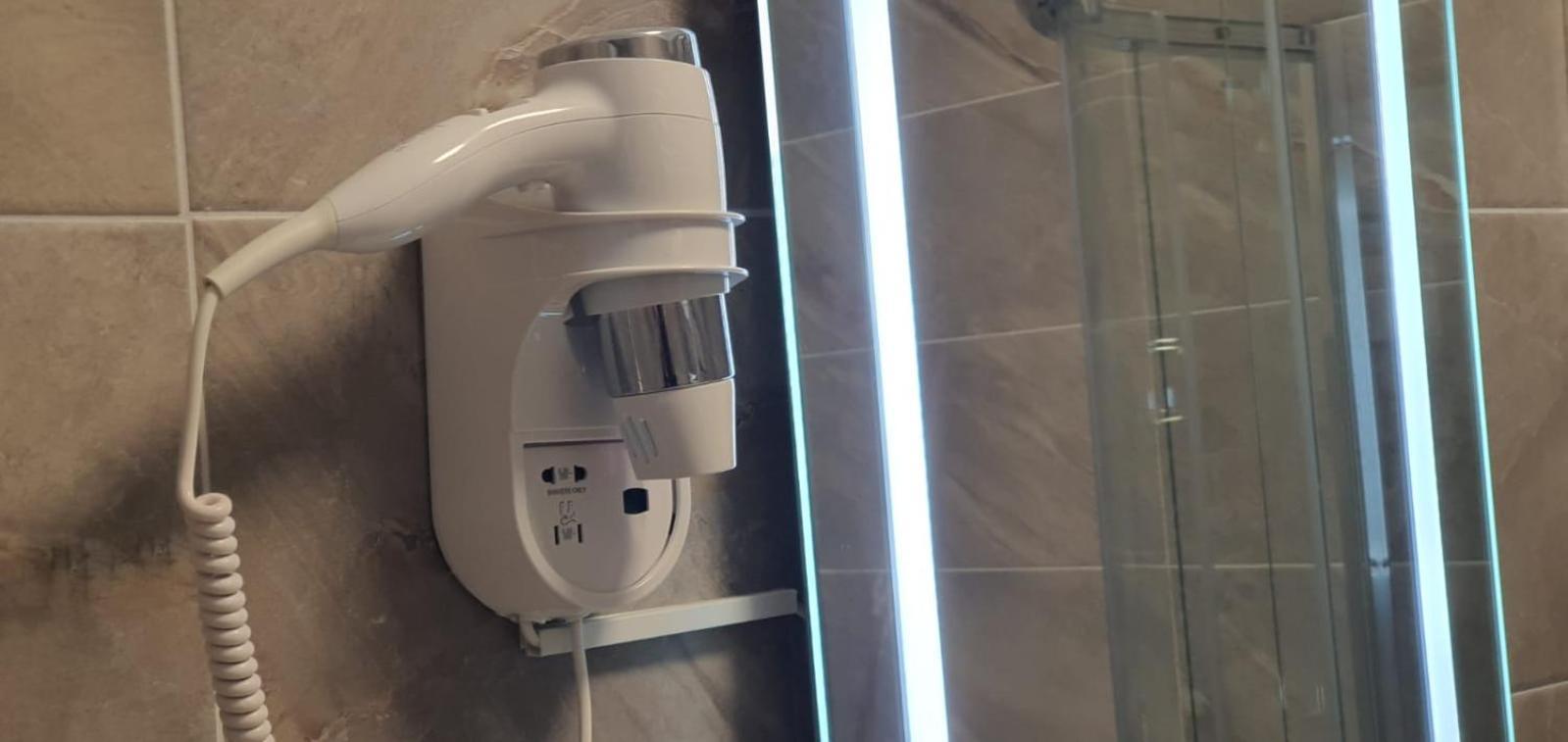 Alezzi Luxury Apartment Spa Resort Piscina Incalzita Sauna Parking Navodari Exterior photo