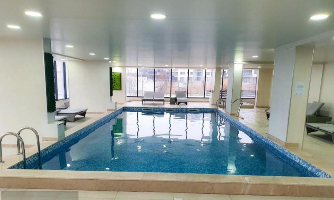 Alezzi Luxury Apartment Spa Resort Piscina Incalzita Sauna Parking Navodari Exterior photo
