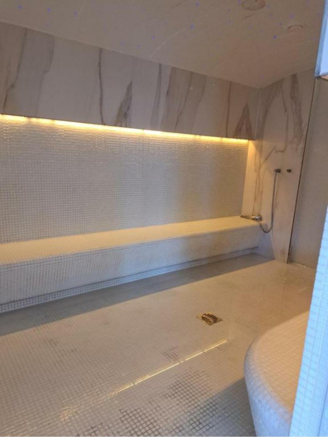 Alezzi Luxury Apartment Spa Resort Piscina Incalzita Sauna Parking Navodari Exterior photo